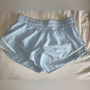 Lululemon Hotty Hot Low-Rise Lined Short 2.5” light blue